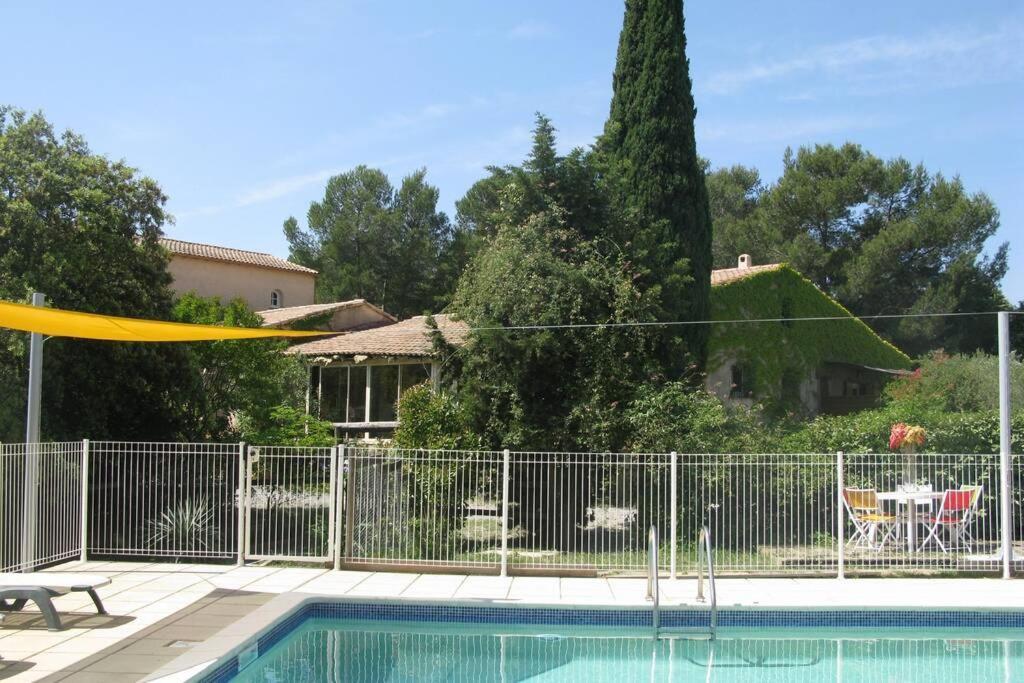 Gite Avec Piscine Et Climatisation Buzignargues Екстер'єр фото